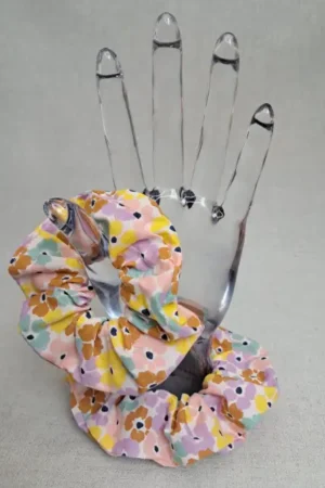Création du quotidien originale pour les femmes et les enfants. Cadeau d' anniversaire, fête, ... .